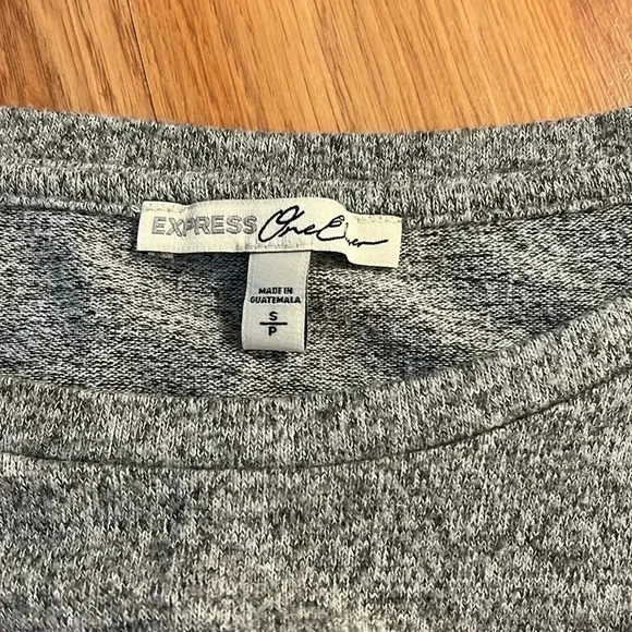 Express One Eleven Tunic - Picture 2 of 3